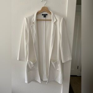 NYCC women Blazer Size M white Long Very Elegant With Pockets No Buttons